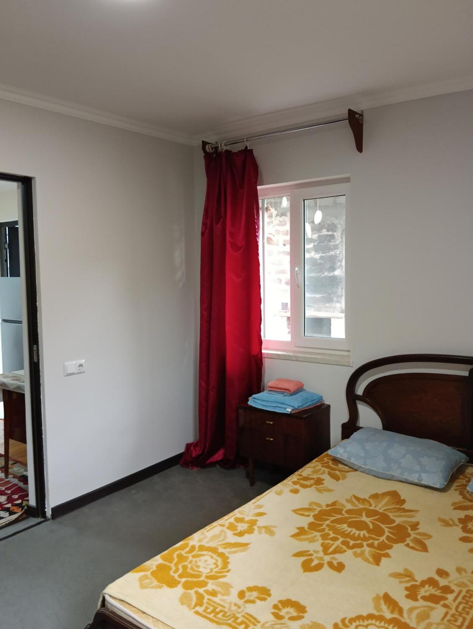 Grig Yerevan Quarto foto